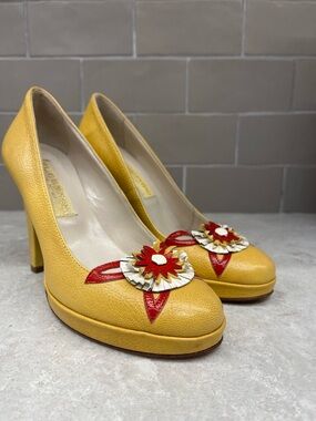 VTG Mario Valentino 70s size 35 leather mustard yellow poppy red  one of a kind